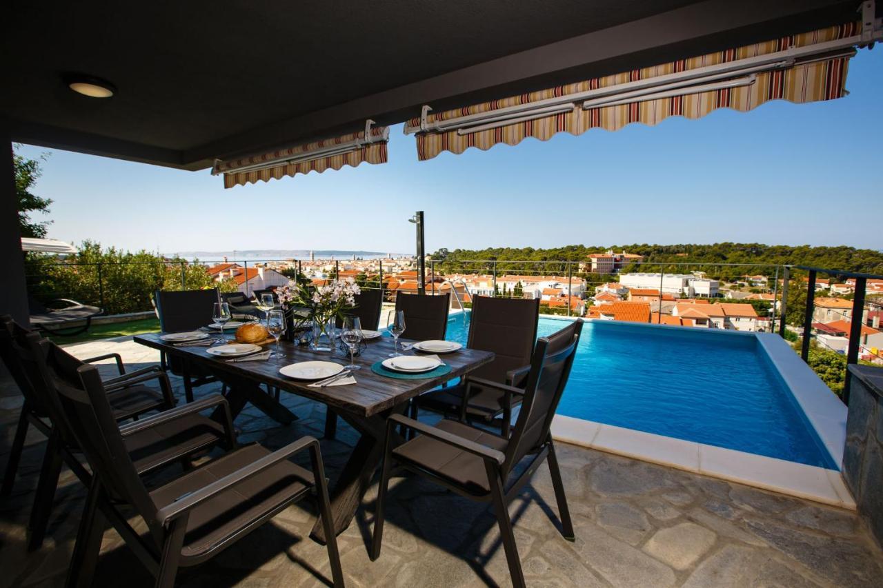 Villa Venka 라브 외부 사진
