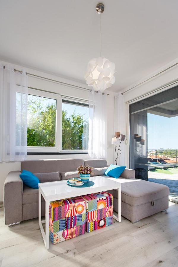 Villa Venka 라브 외부 사진