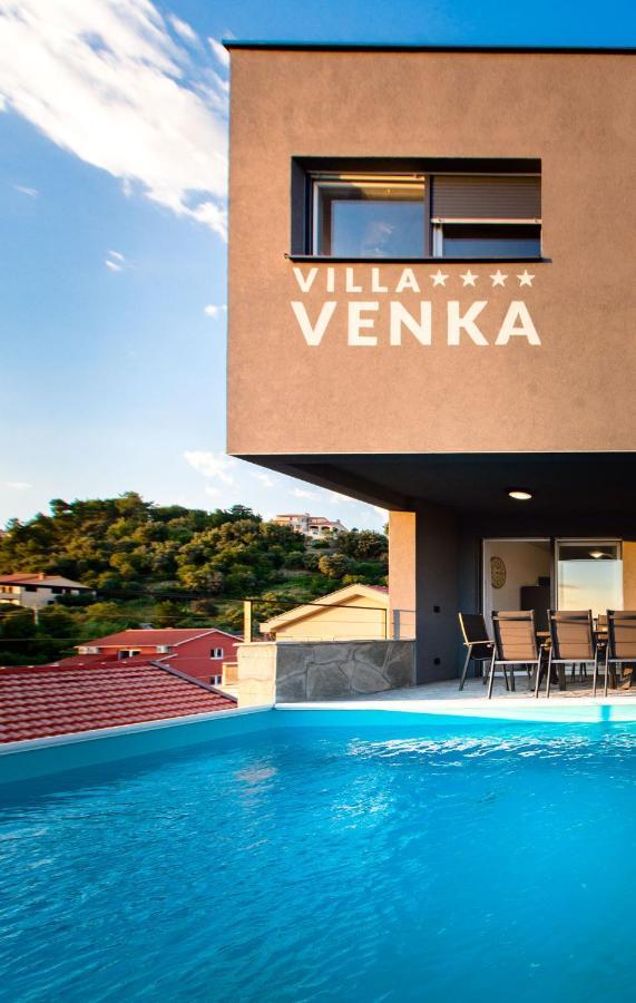 Villa Venka 라브 외부 사진